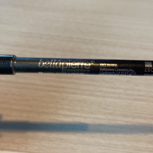 New Bella Pierre Gel Eyeliner - Picture 2 of 2